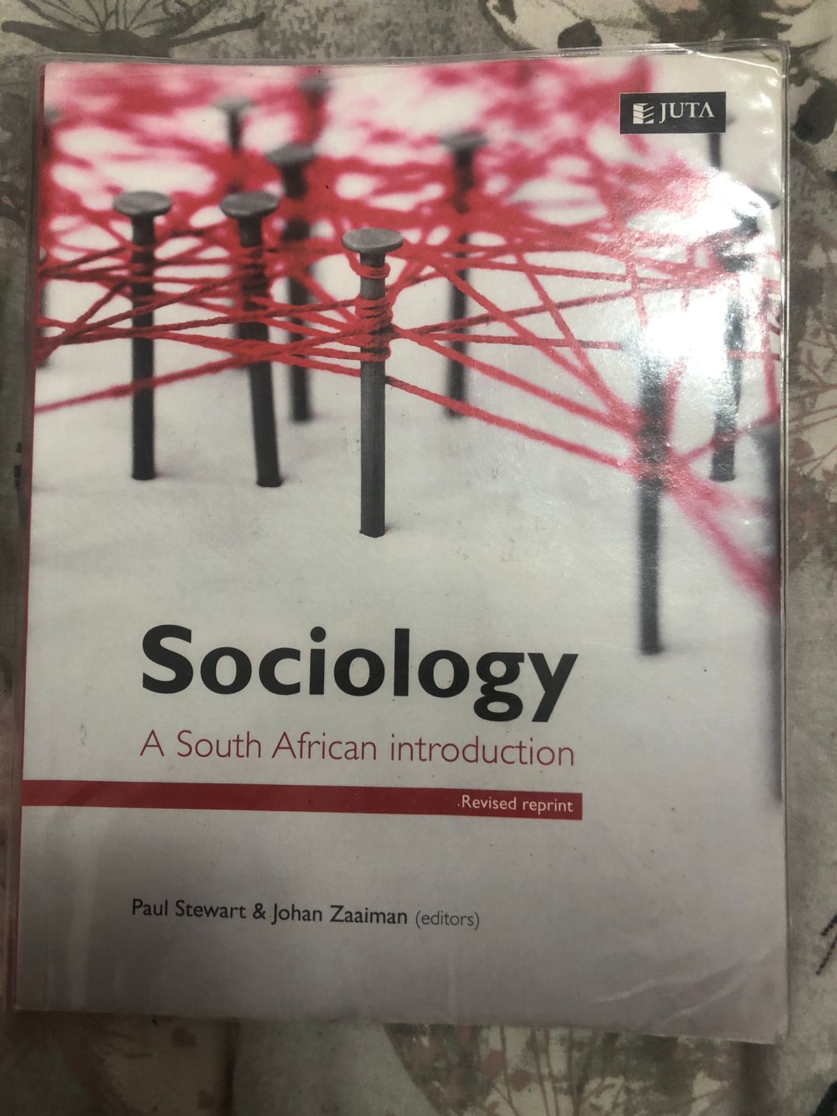 WhatsApp Image 2025-01-20 at 15.20.53_d667473a Sociology - A South African introduction (Paperback)