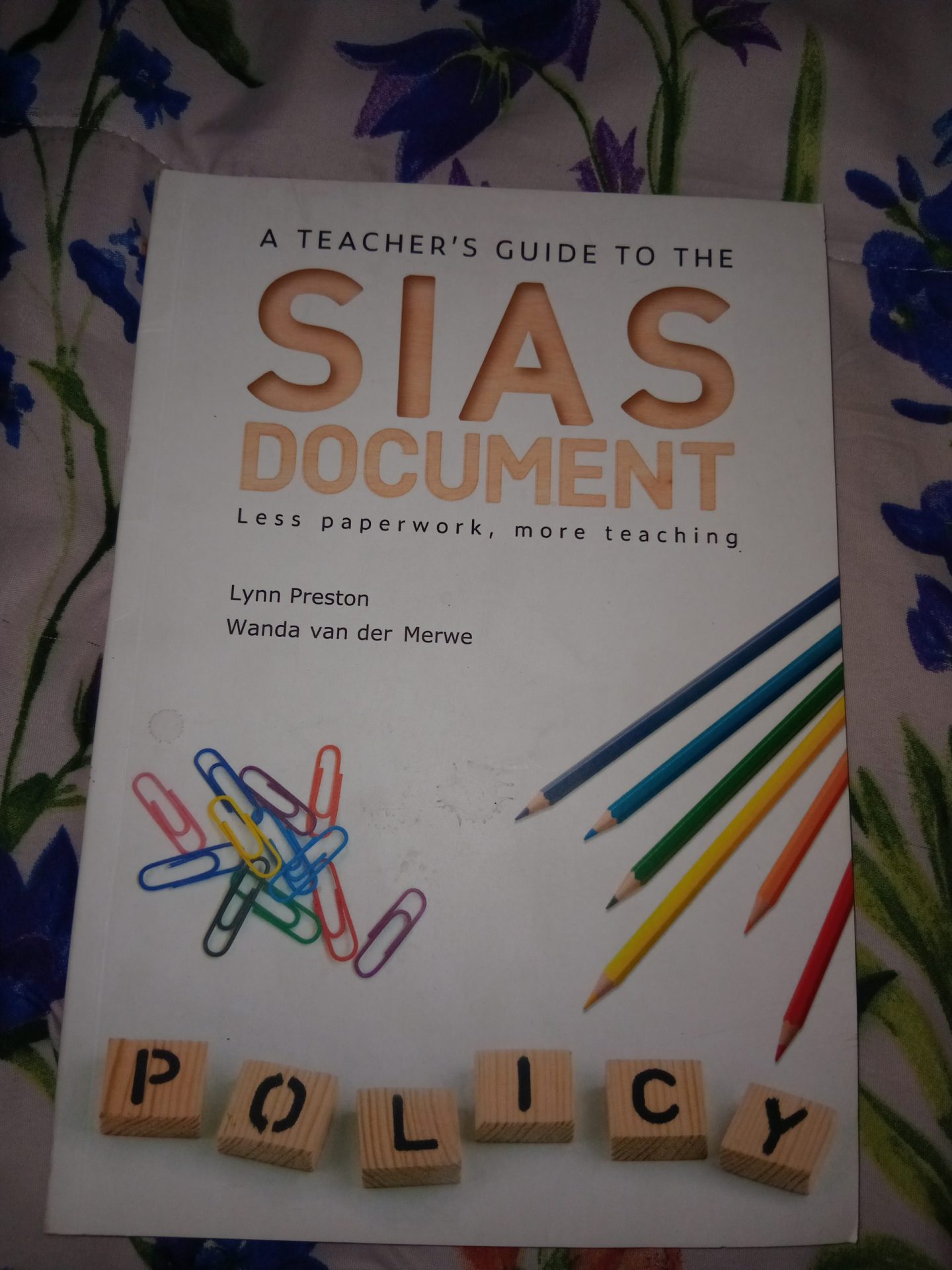 17414305982537300932318396127262 Sias teachers guide documents