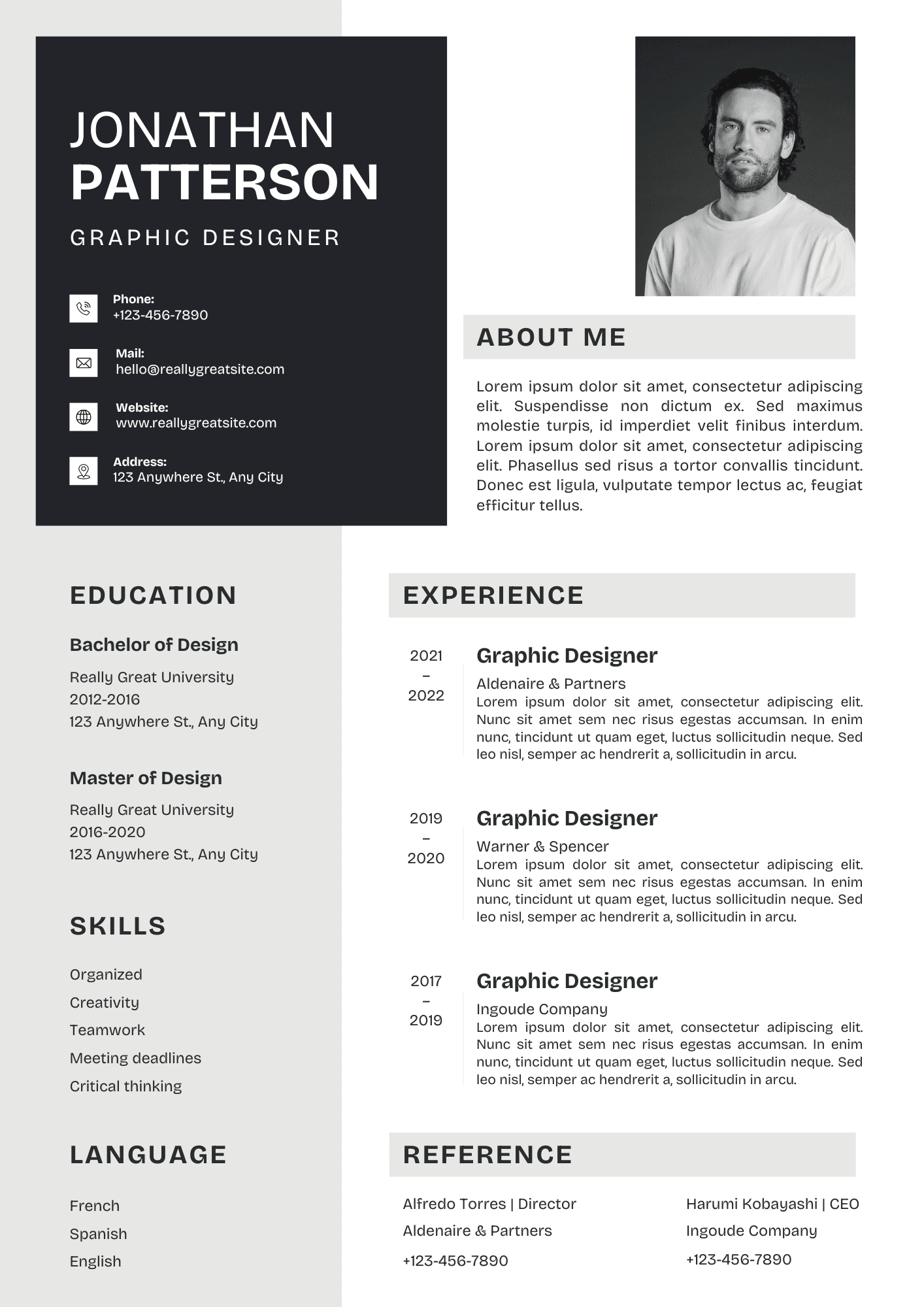 Black and White Modern Resume.pdf Black and White Modern CV Template