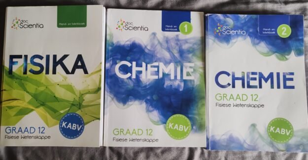 cropped-IMG_20250216_105611.jpg Graad 12 Fisiese Wetenskap - Chemie en Fisika - Image 1